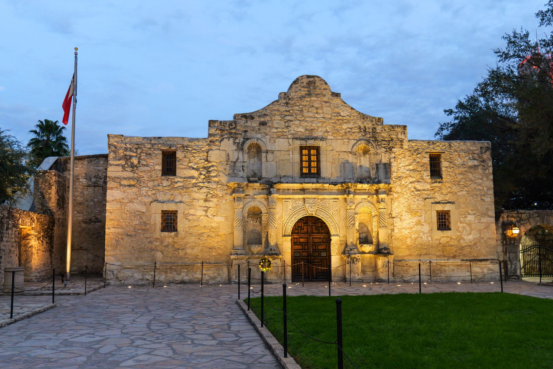 The historic Alamo in San Antonio, Texas at dusk &mdash; the must-see landmark families work into a downtown day