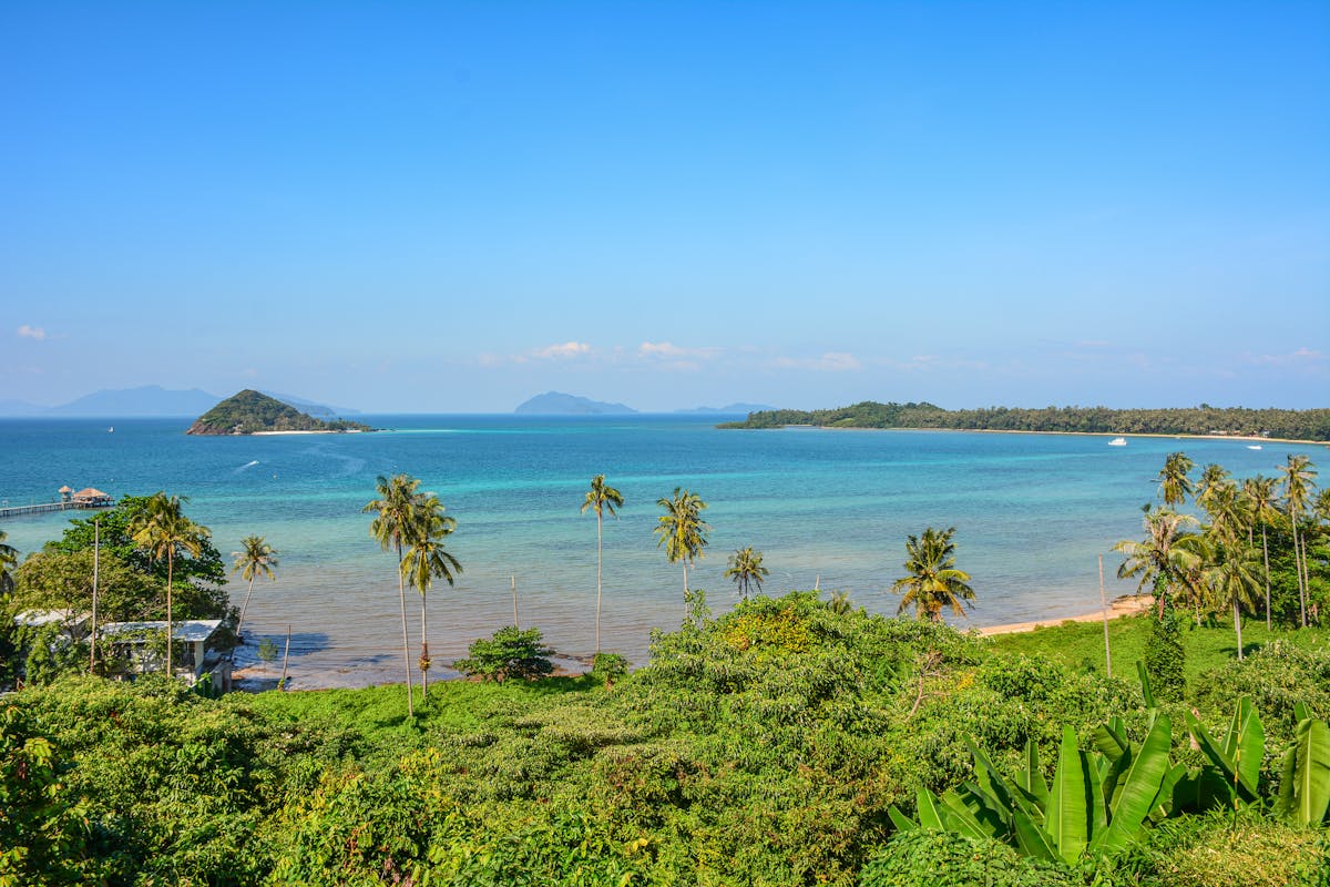 Idyllic beach on Ko Mak island, Thailand &mdash; a quiet alternative to busier tourist islands