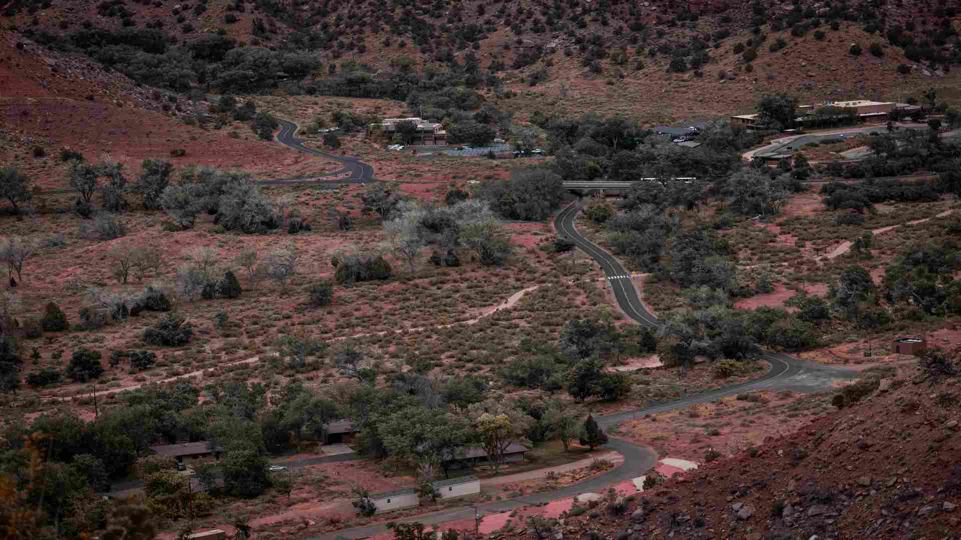 Where to Stay Near Zion: Honest Guide (2026)