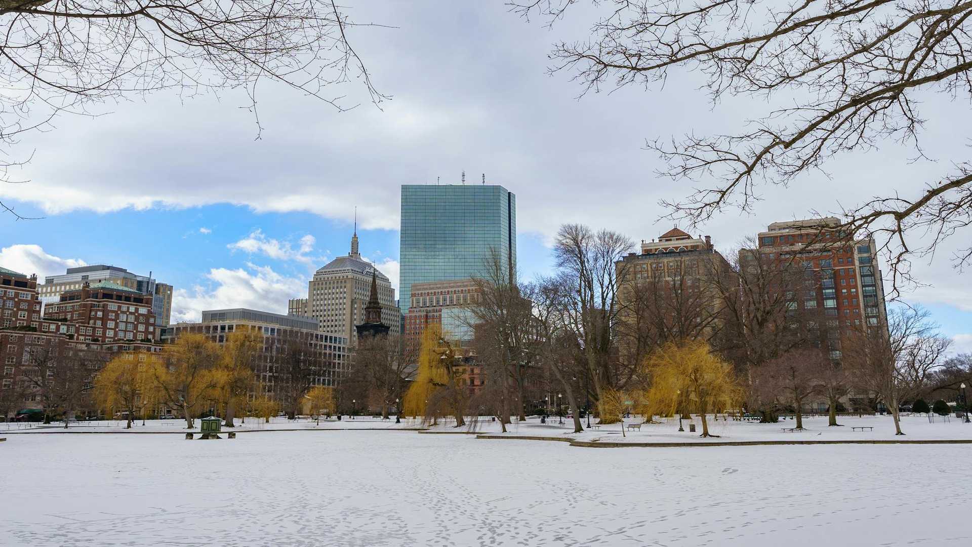 Family exploring popular travel destination
